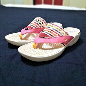 Bzees Womens Cabana Slip On Wedge Flip-Flops - Size 9.5